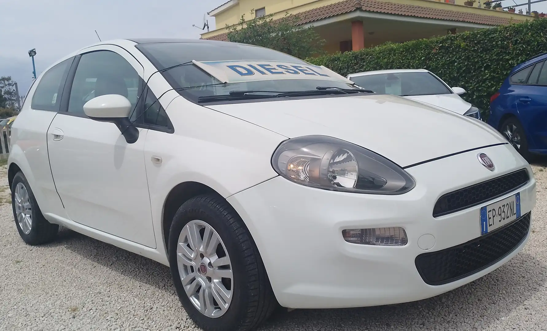 Fiat Punto Punto III 2012 3p 1.3 mjt II 16v Lounge 75cv Bianco - 2