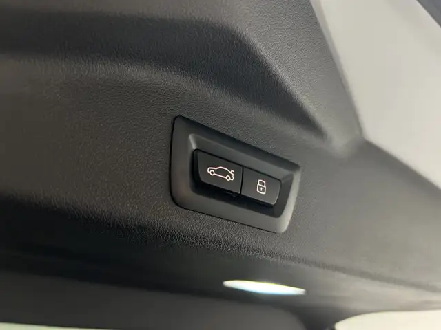 BMW X5 view 12