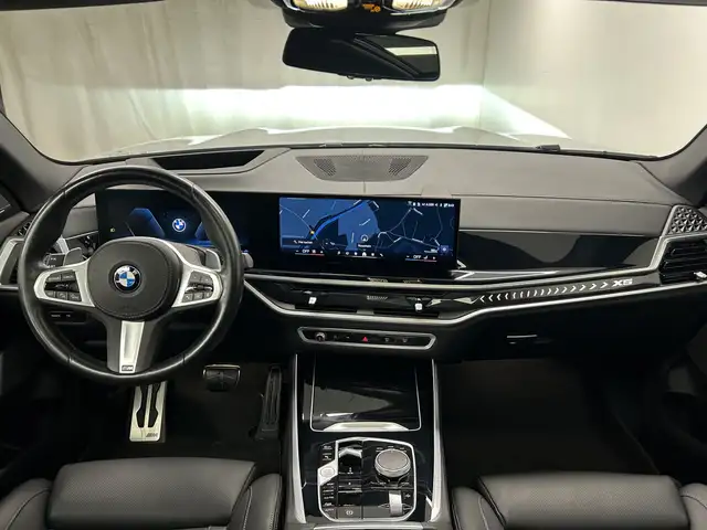 BMW X5 view 5