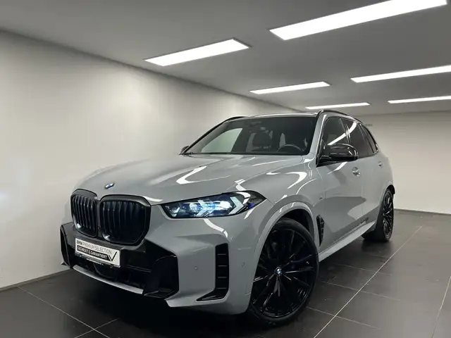 BMW X5 view 7