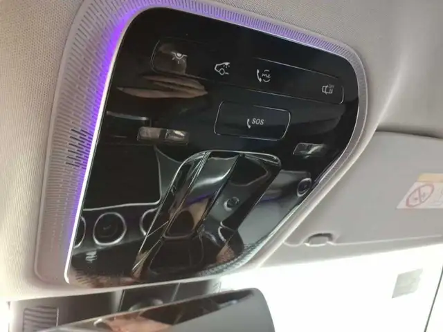 Mercedes-Benz C-Class view 21