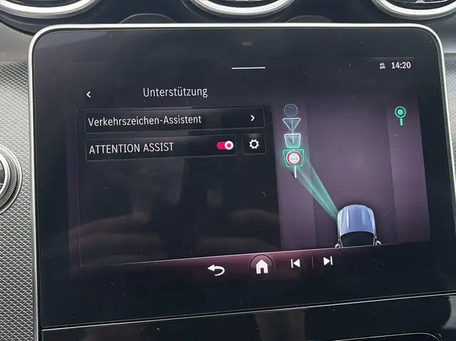 Mercedes-Benz C-Class view 29