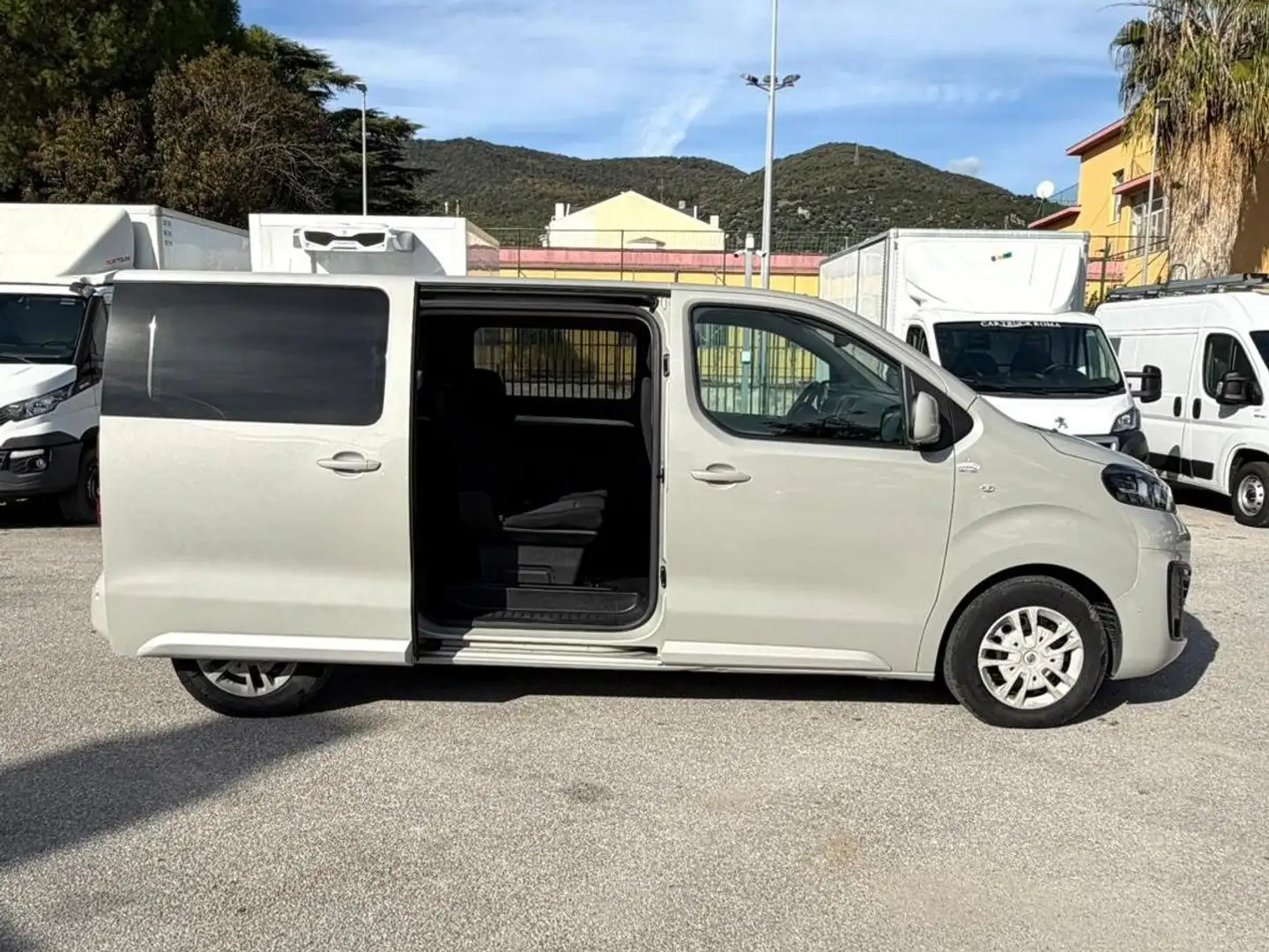 Opel Zafira 1.5 D 120cv L2H1 PULMINO 9 POSTI Grigio - 2