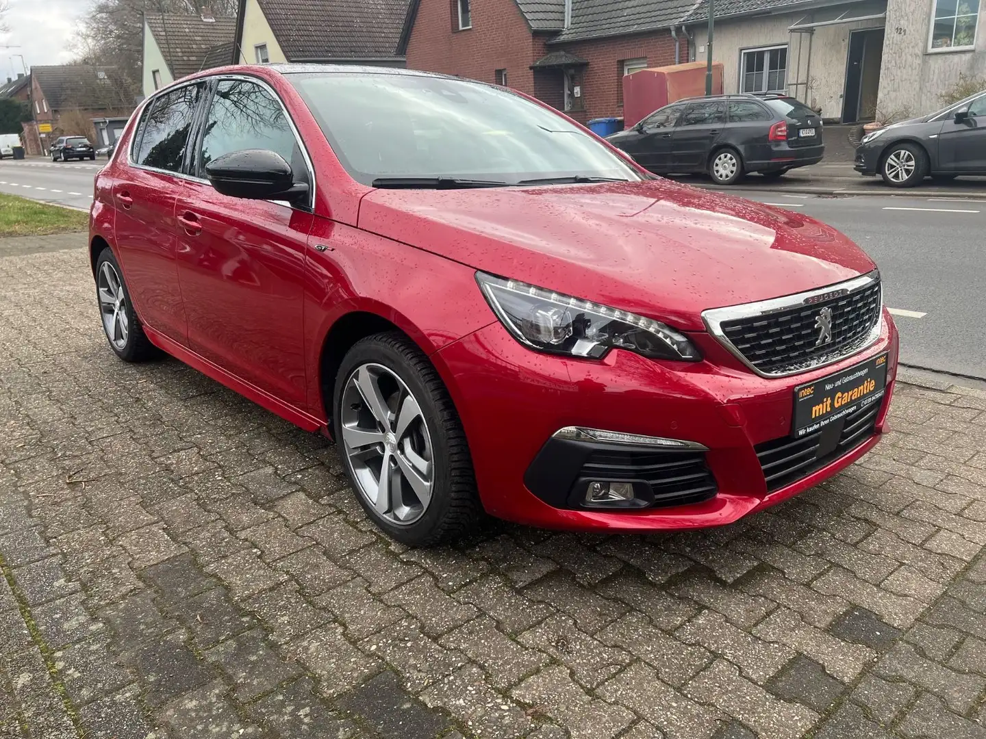 Peugeot 308 1.2 PURETECH 130 S GT LINE/1.HD/KAMERA/AHK Rojo - 1