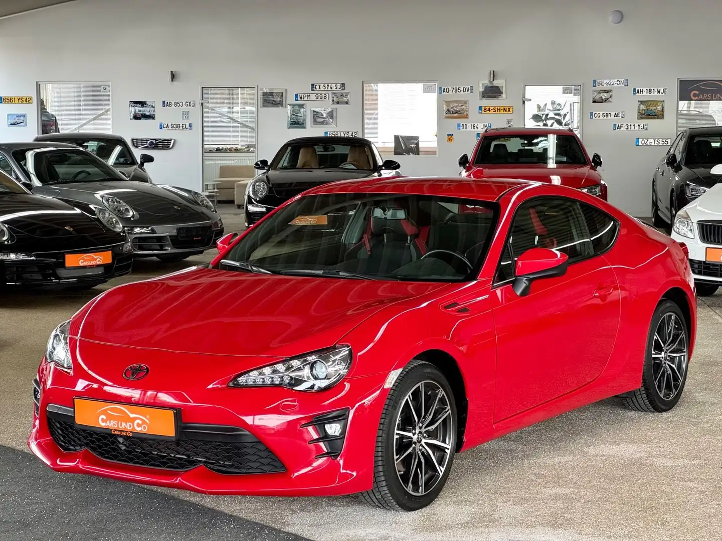 Toyota GT86 2.0 Schaltgetriebe *SHZ*NAV*LED*TEM*DAB* Rot - 1