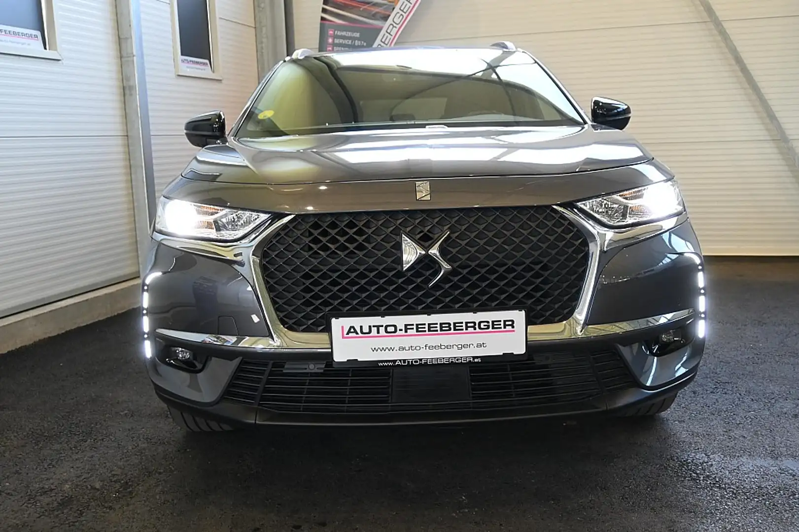DS Automobiles DS 7 Crossback DS7 Crossback BlueHDi 130 S&S EAT8 Rivoli AHK,L... Grijs - 2
