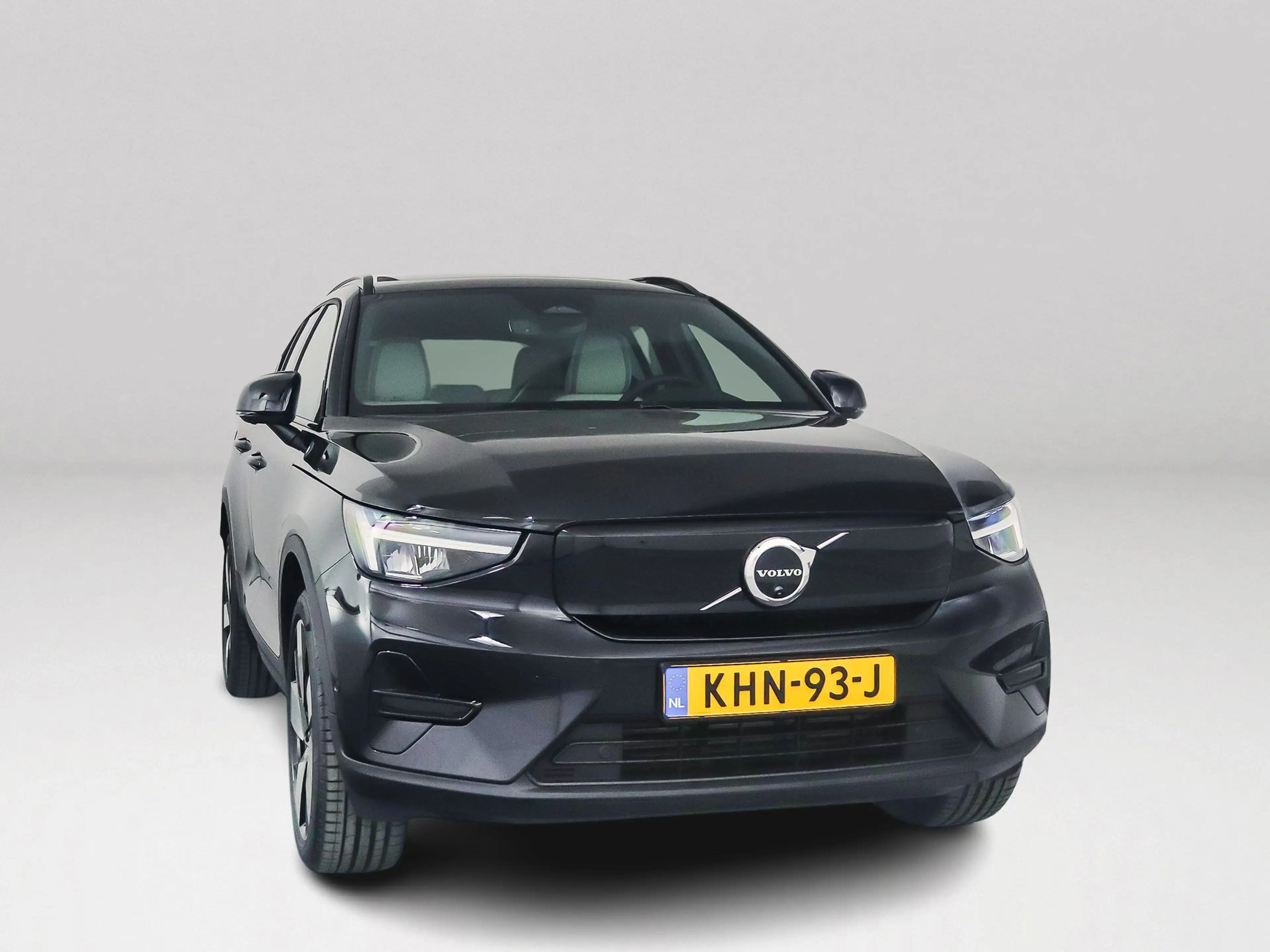 Volvo EX40 Single Motor Extended Range Ultra 82 kWh | Panoram — photo 11