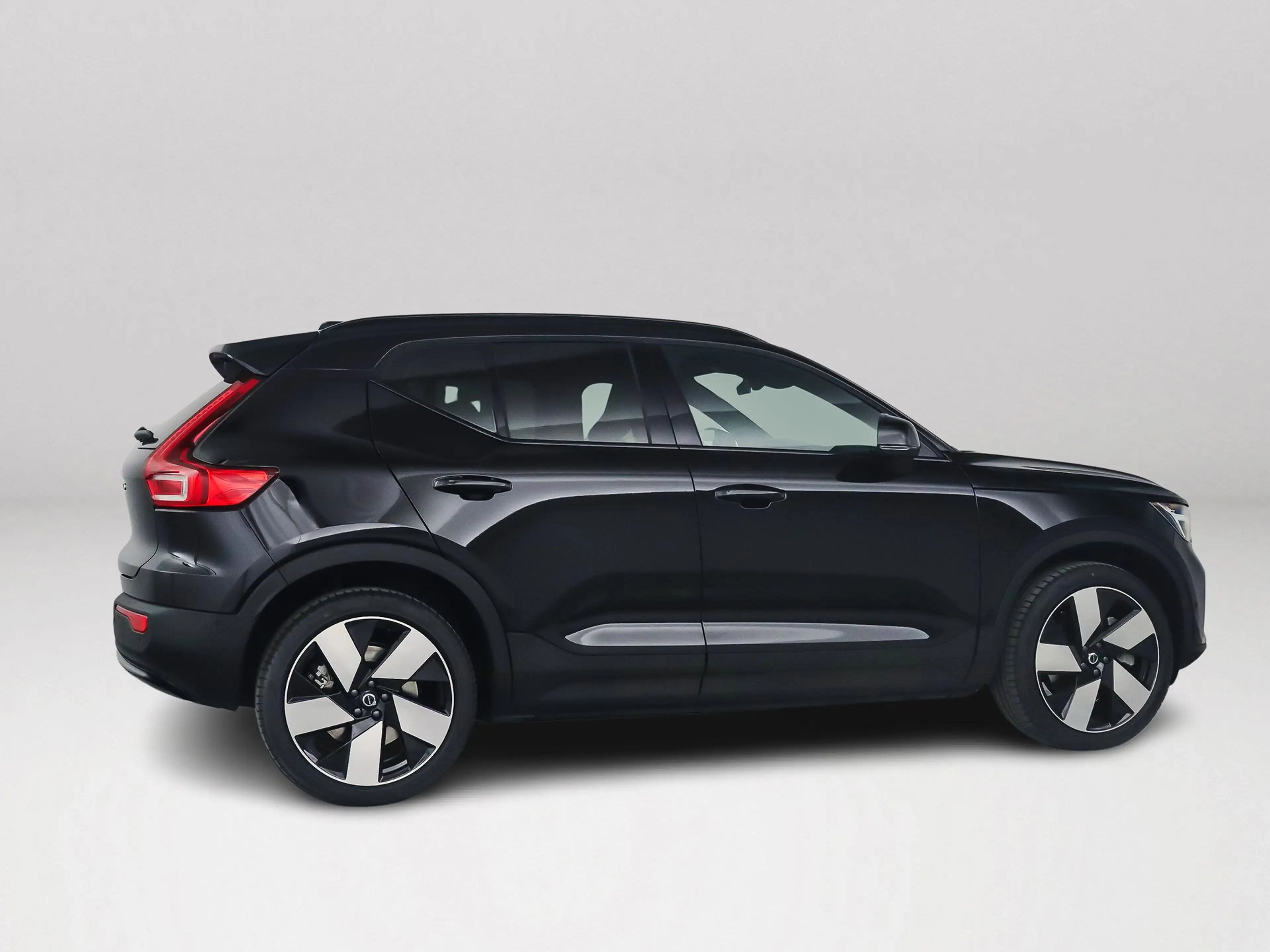 Volvo EX40 Single Motor Extended Range Ultra 82 kWh | Panoram — photo 5