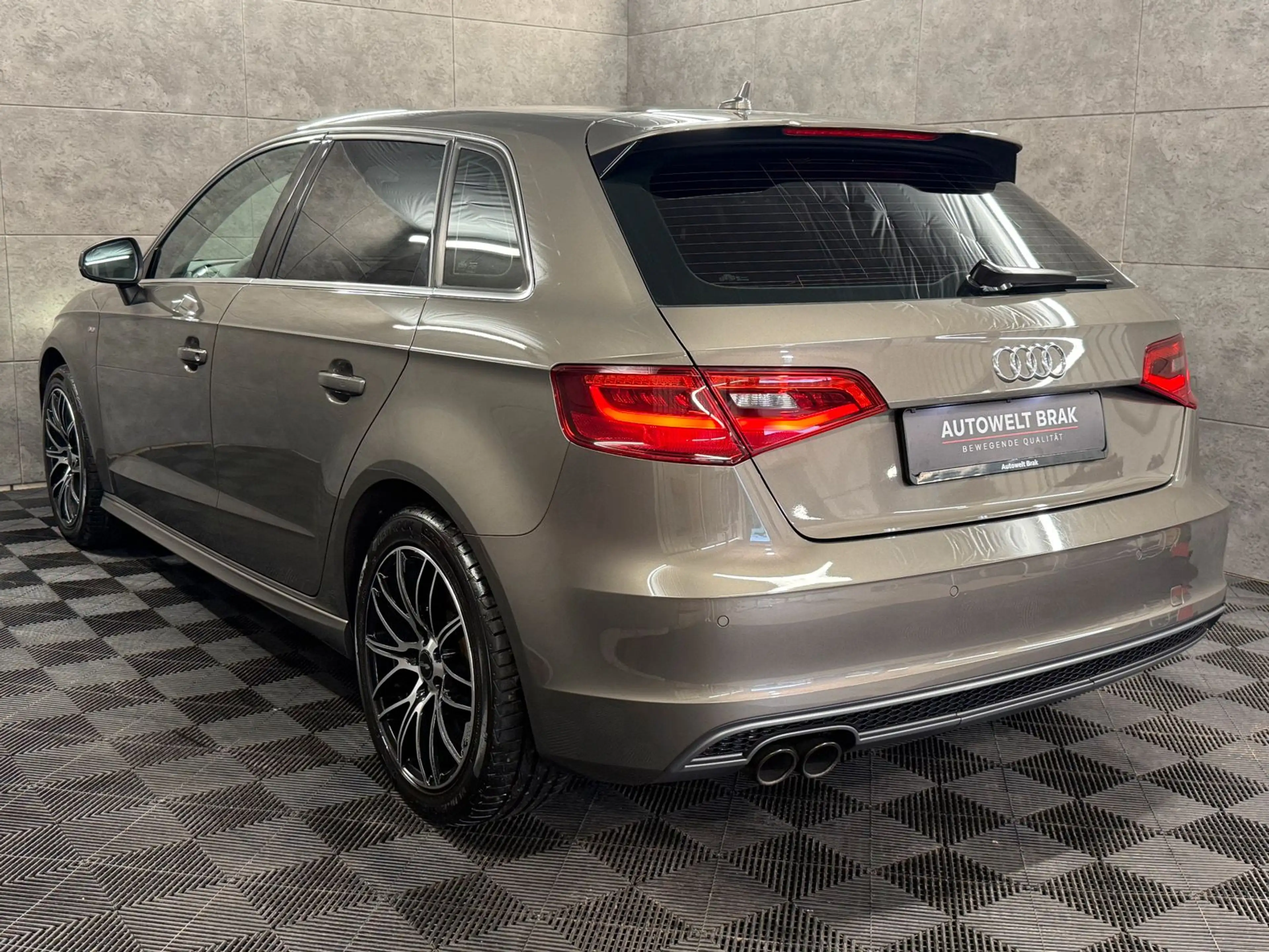Audi A3 1.4 TFSI S-Line S-Tronic*Xenon*PDC*Tempo* — photo 5