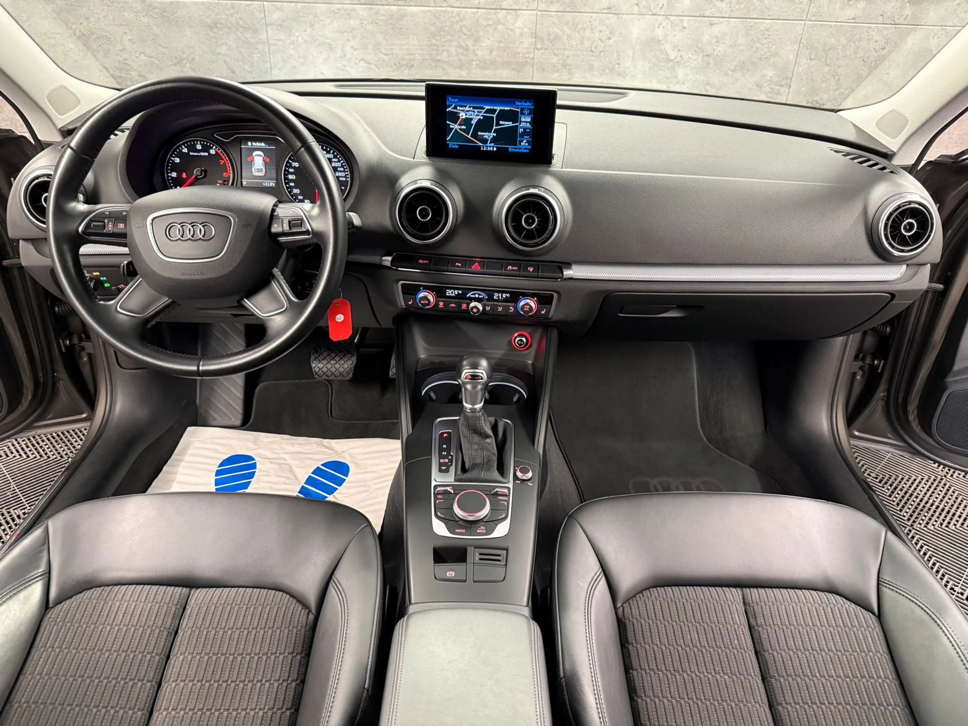 Audi A3 1.4 TFSI S-Line S-Tronic*Xenon*PDC*Tempo* — photo 12