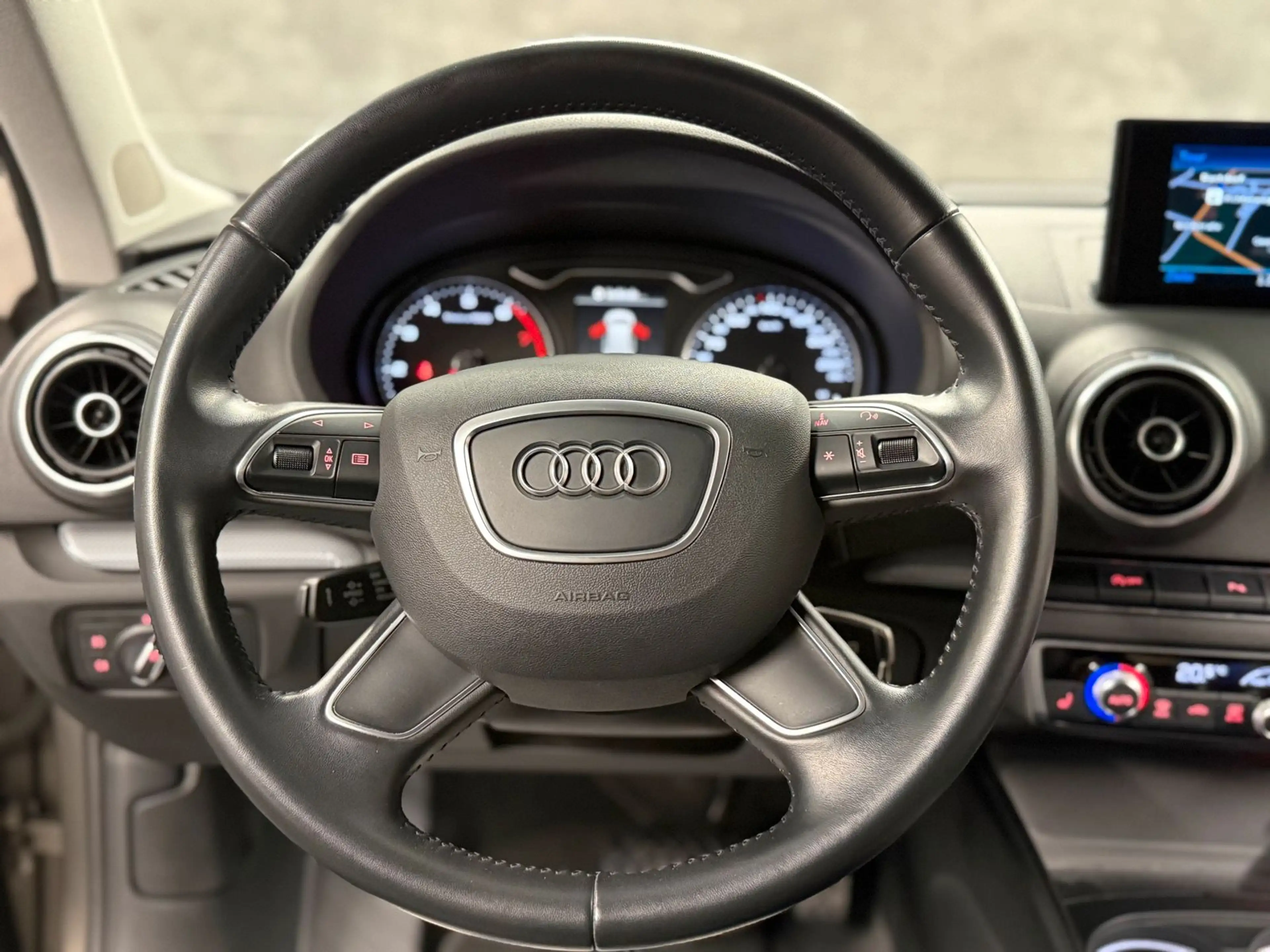 Audi A3 1.4 TFSI S-Line S-Tronic*Xenon*PDC*Tempo* — photo 15