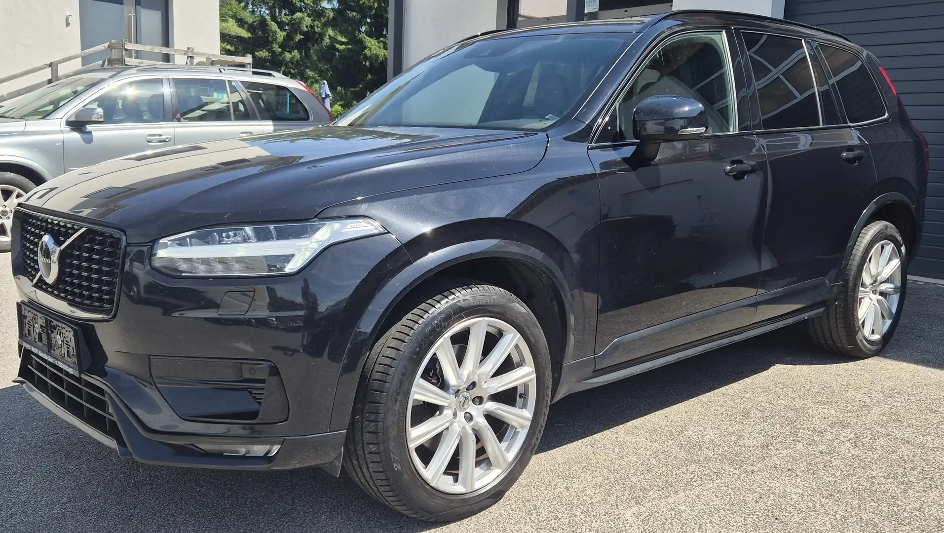 Volvo XC90 R Design AWD 1.Besitz Massage Schwarz - 1