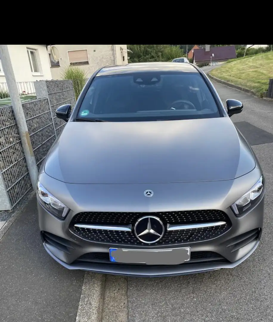 Mercedes-Benz B 180 AMG Line - 2