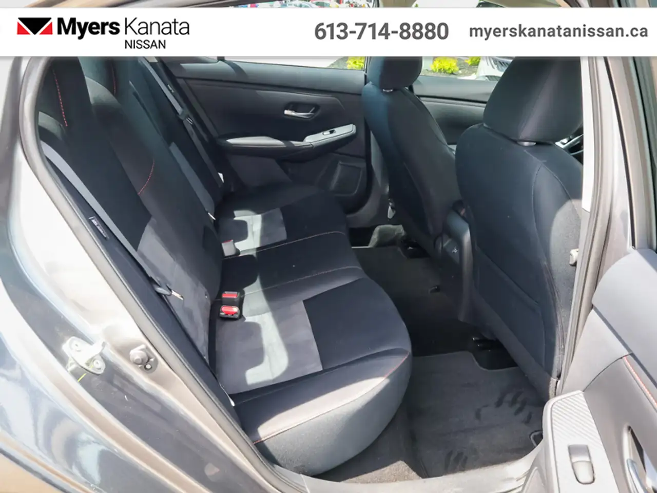 Nissan Sentra снимка Nissan Sentra