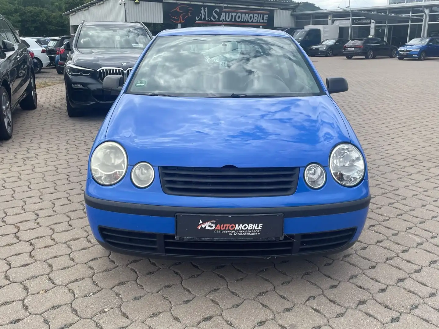 Volkswagen Polo IV Basis+KLIMA+TÜV BIS 11/25+5.SITZER+ Bleu - 2