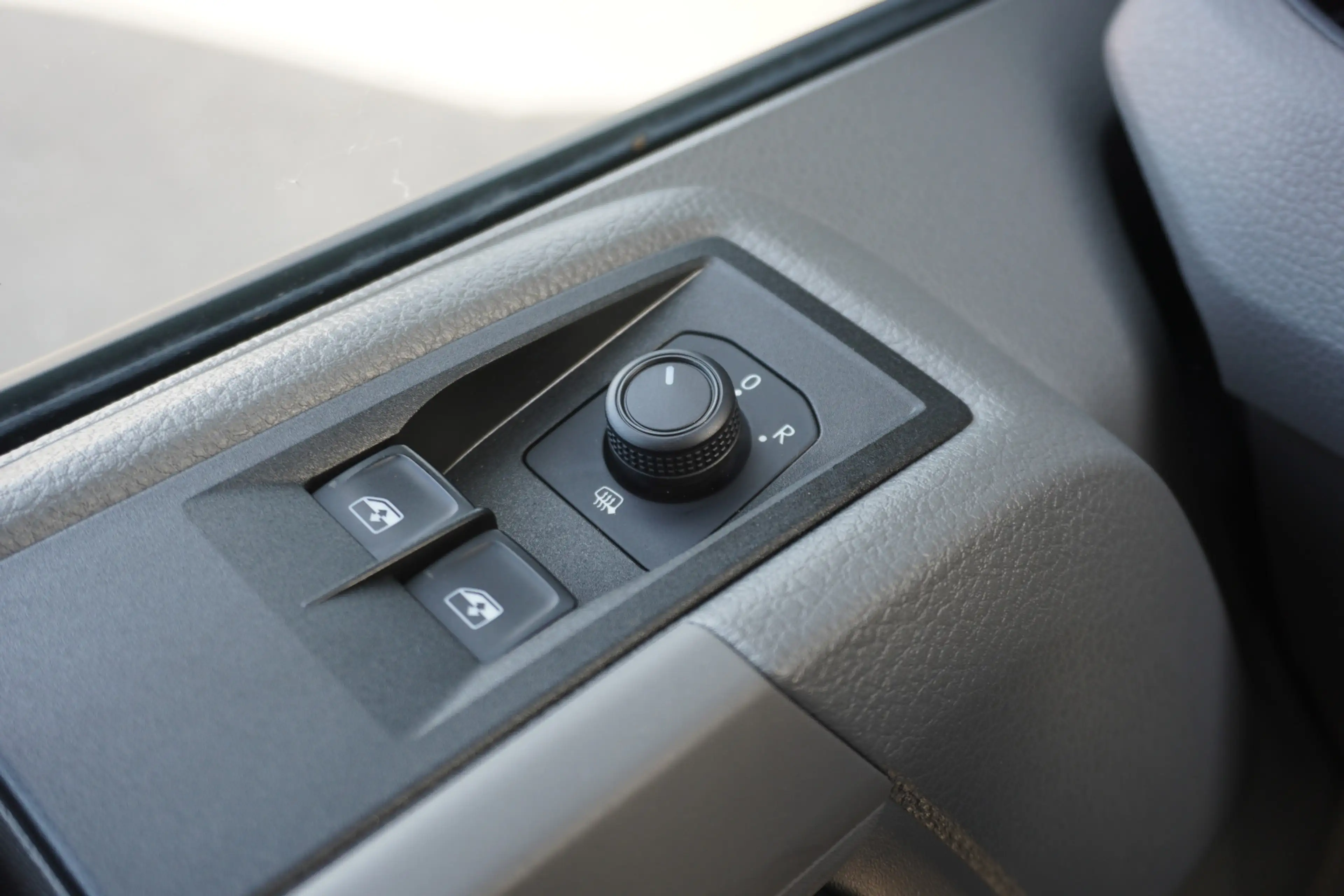 Volkswagen Crafter 140pk L3H3/L2H2 Apple carplay Cruise control Airco — photo 15