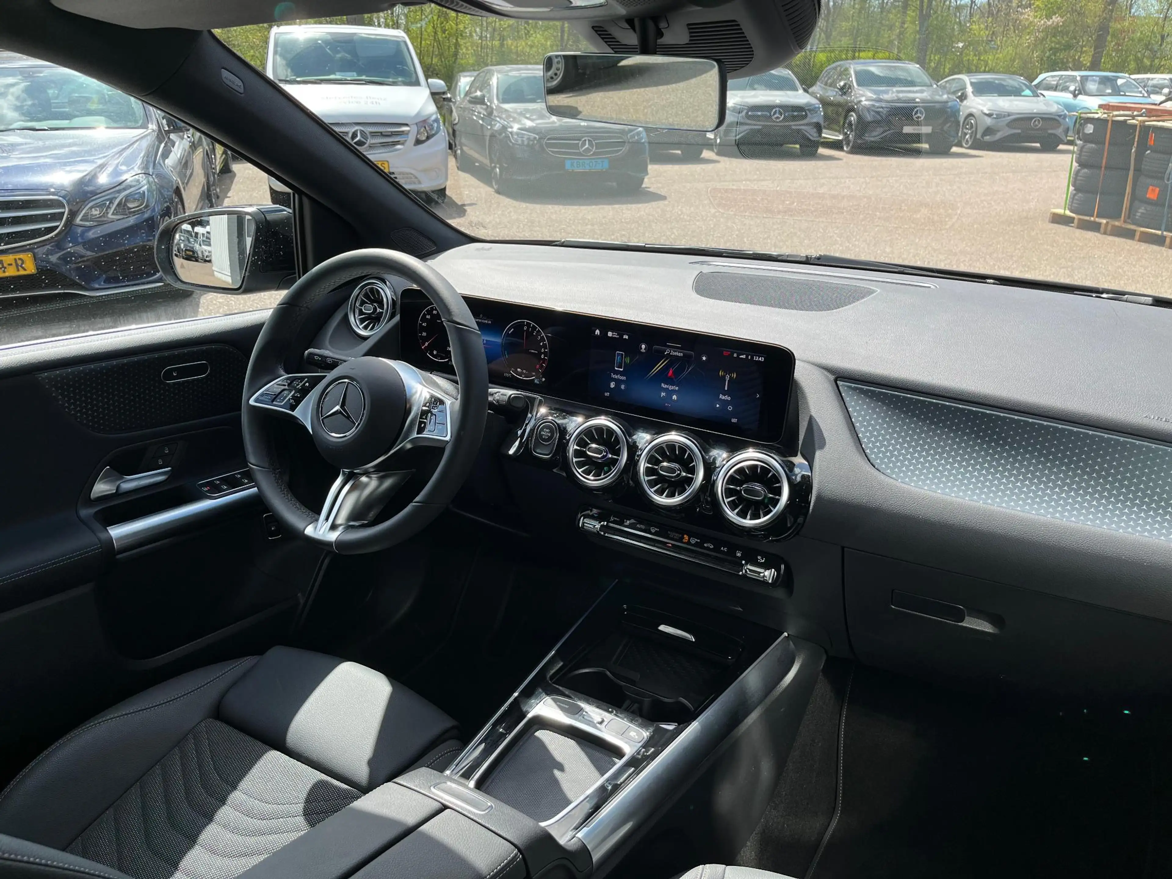 Mercedes-Benz B 250 e Business Solution Luxury Line | Dodehoekassisten — photo 11