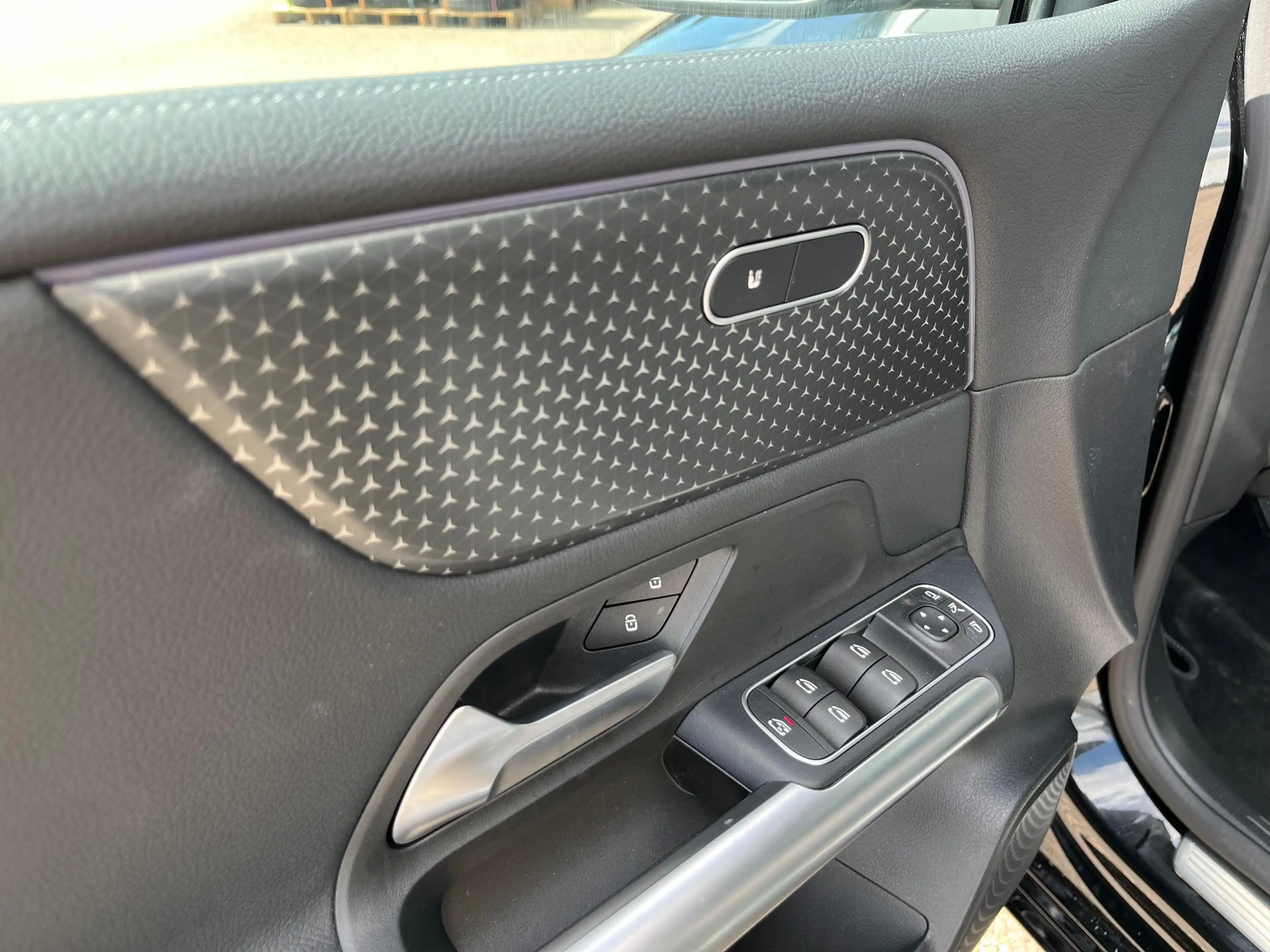 Mercedes-Benz B 250 e Business Solution Luxury Line | Dodehoekassisten — photo 12