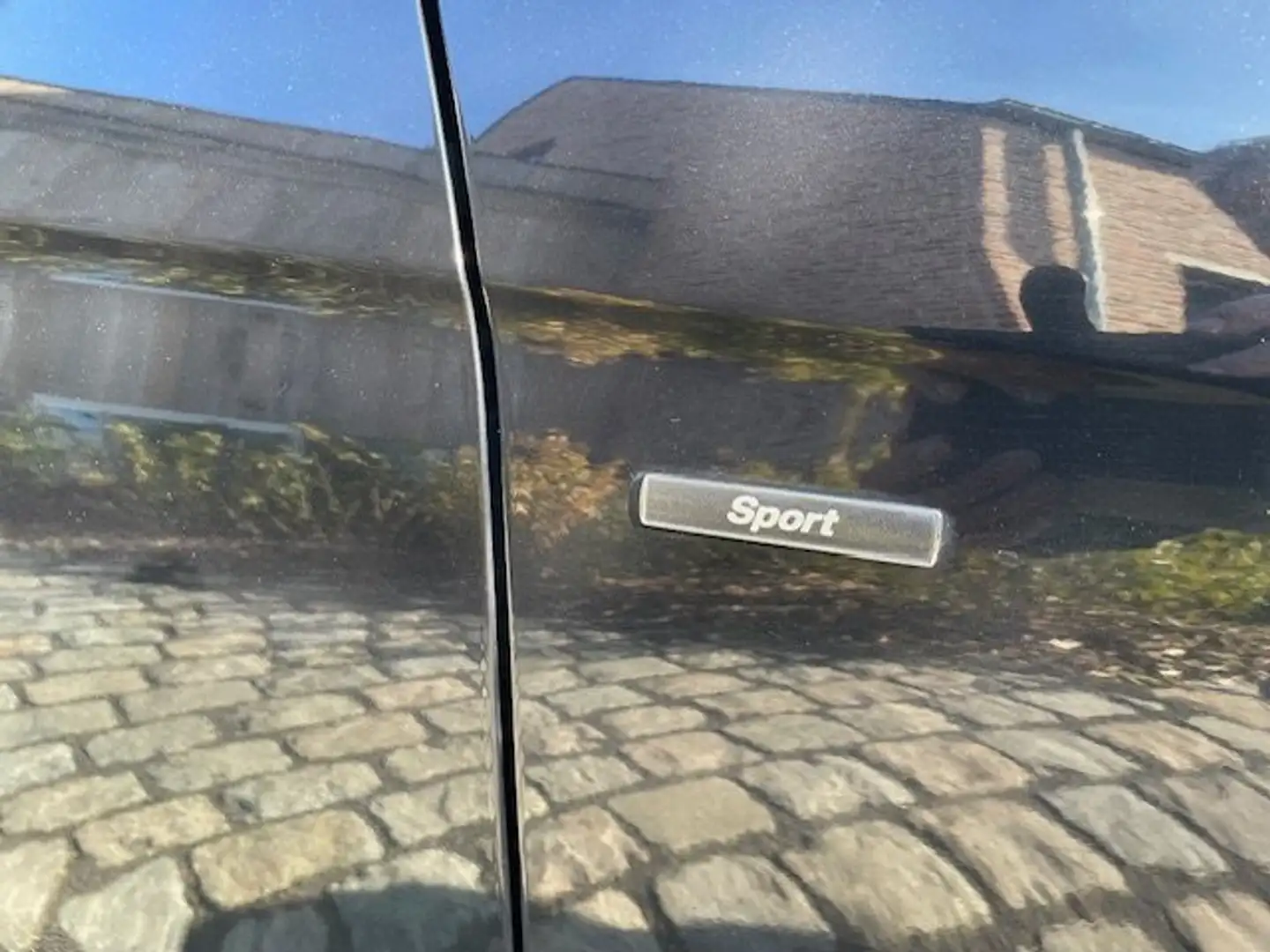 BMW 318 318d Touring Sport Line Zwart - 2