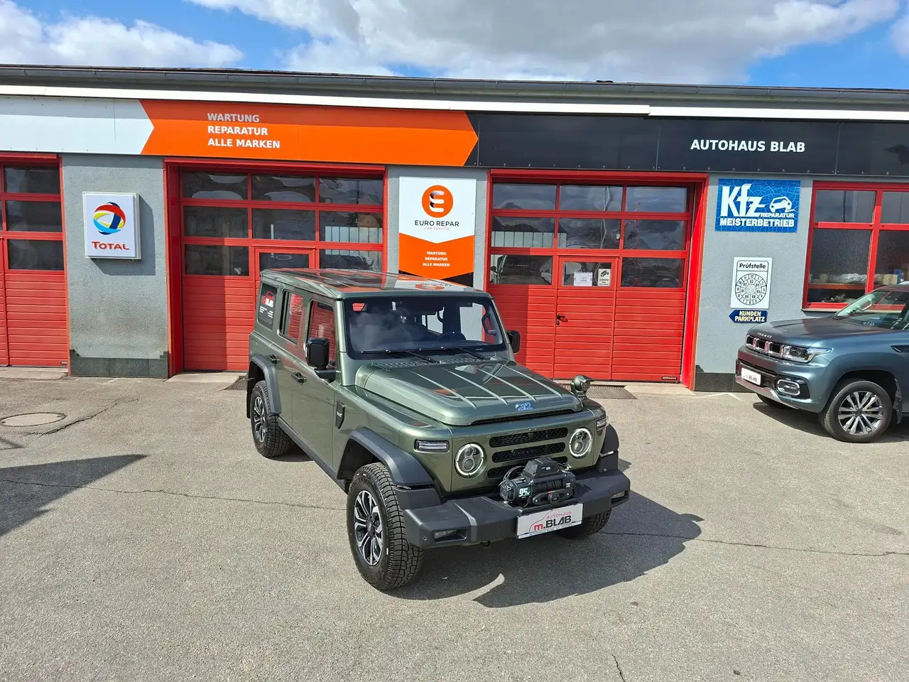 BAW 212 BAW 212 2.0l TCI 8 Gang Automatik 4WD