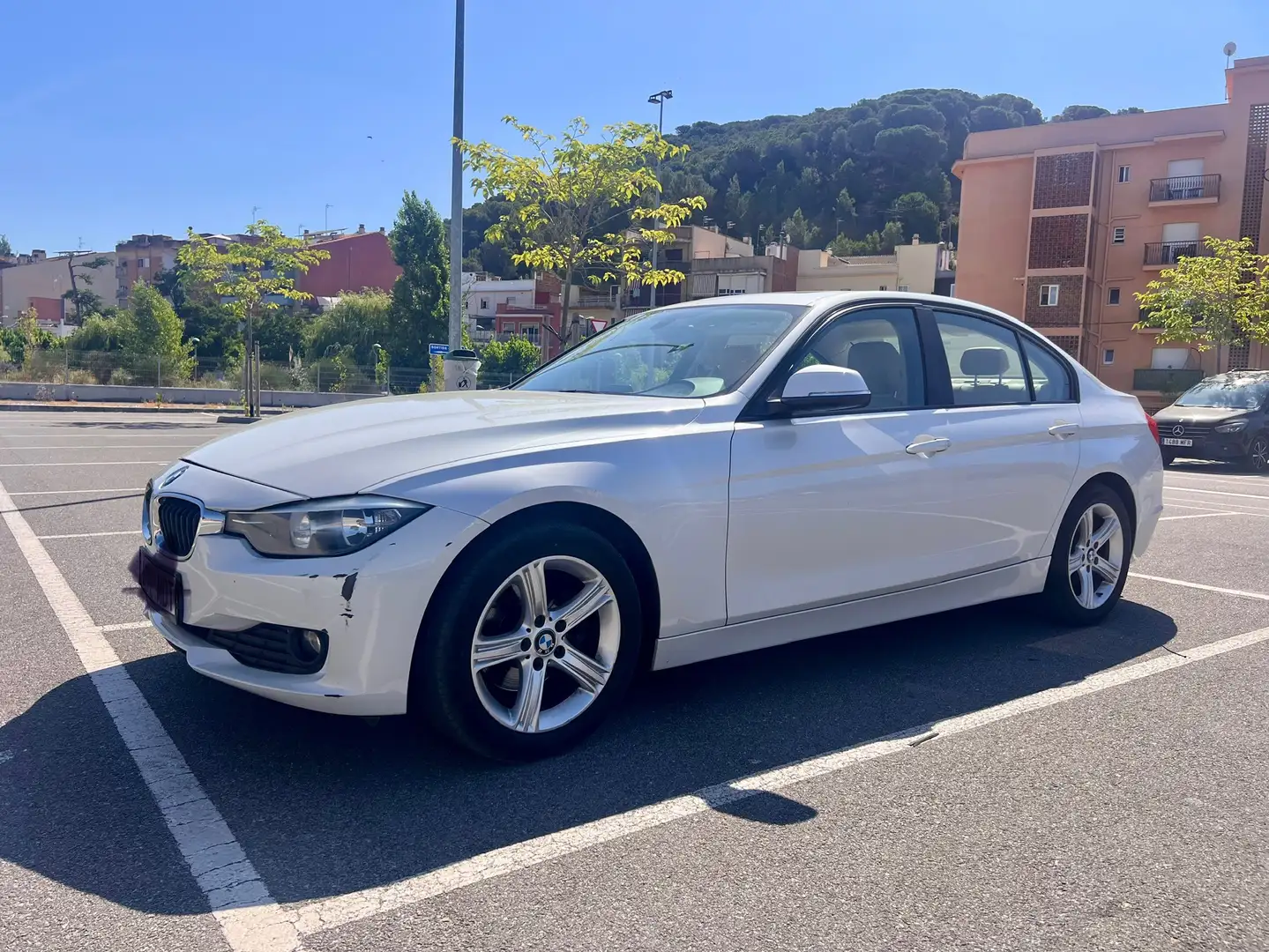 BMW 320 320i xDrive Aut. - 1