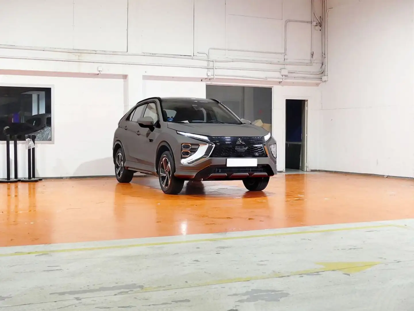 Mitsubishi Eclipse Cross 2.4 PHEV KAITEKI+ AUTO 4WD 188 5P Gris - 2