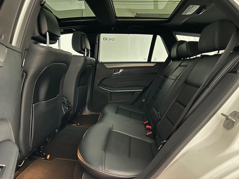 Mercedes-Benz E 350 BT 4M/AMG/Pano./360°/Massage/Distronic/AHK — photo 10