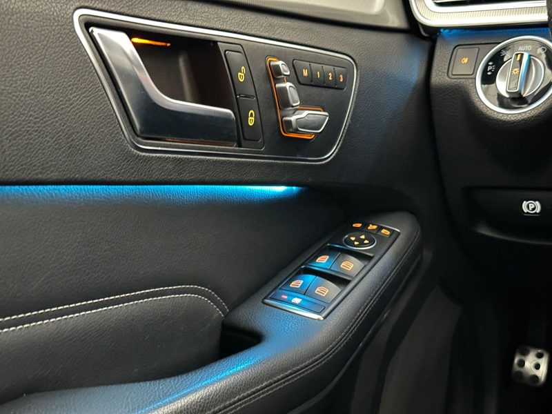 Mercedes-Benz E 350 BT 4M/AMG/Pano./360°/Massage/Distronic/AHK — photo 17