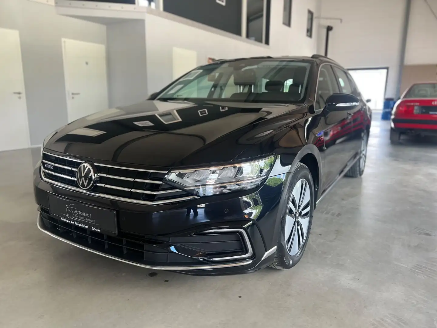 Volkswagen Passat Variant PassatVariant/GTE/DSG/LED/KeylessStart/Kamera Schwarz - 1