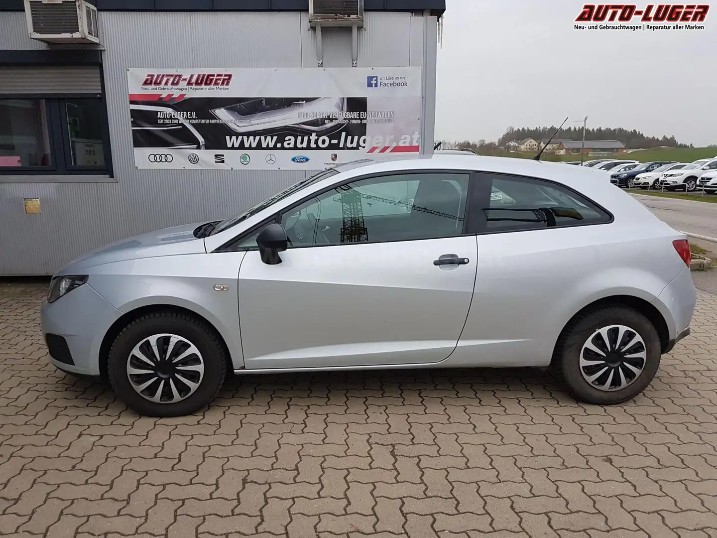 SEAT Ibiza SC Reference 1,2 Ltr. - 51 kW 12V 51 kW (69 PS)... Silber - 2
