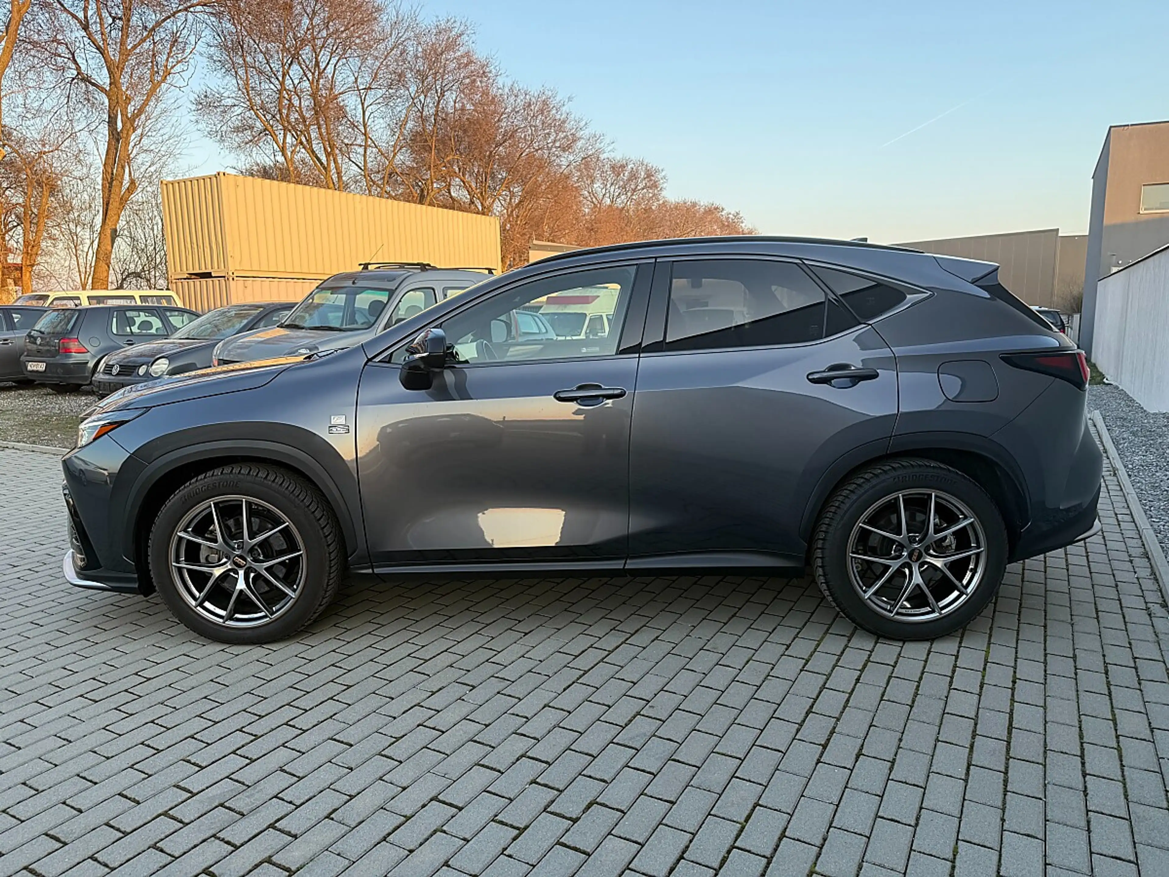 Lexus NX 350h E-Four F SPORT Aut. — photo 4