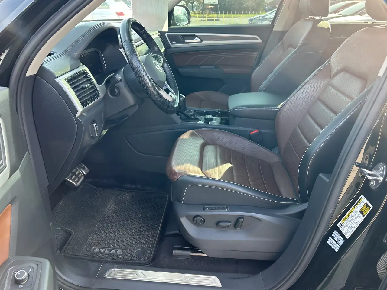 Volkswagen Atlas снимка Volkswagen Atlas