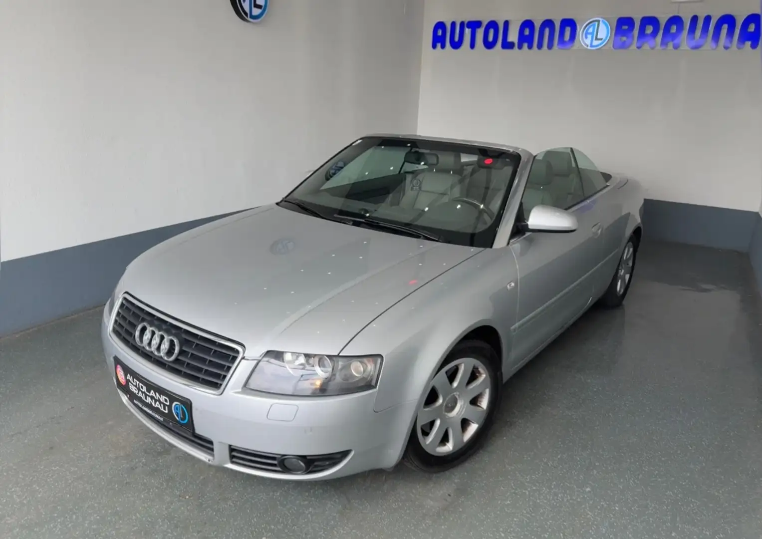 Audi A4 Cabriolet 2,5 TDI Multitronic Zilver - 2