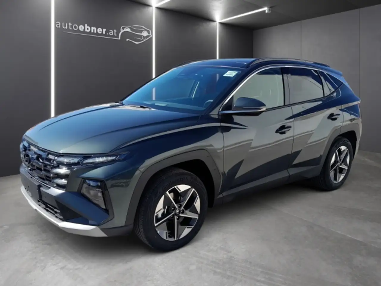 Hyundai TUCSON Tucson NX4 Comfort Line 1,6 T-GDi HEV 2WD AT — photo 1 of 22