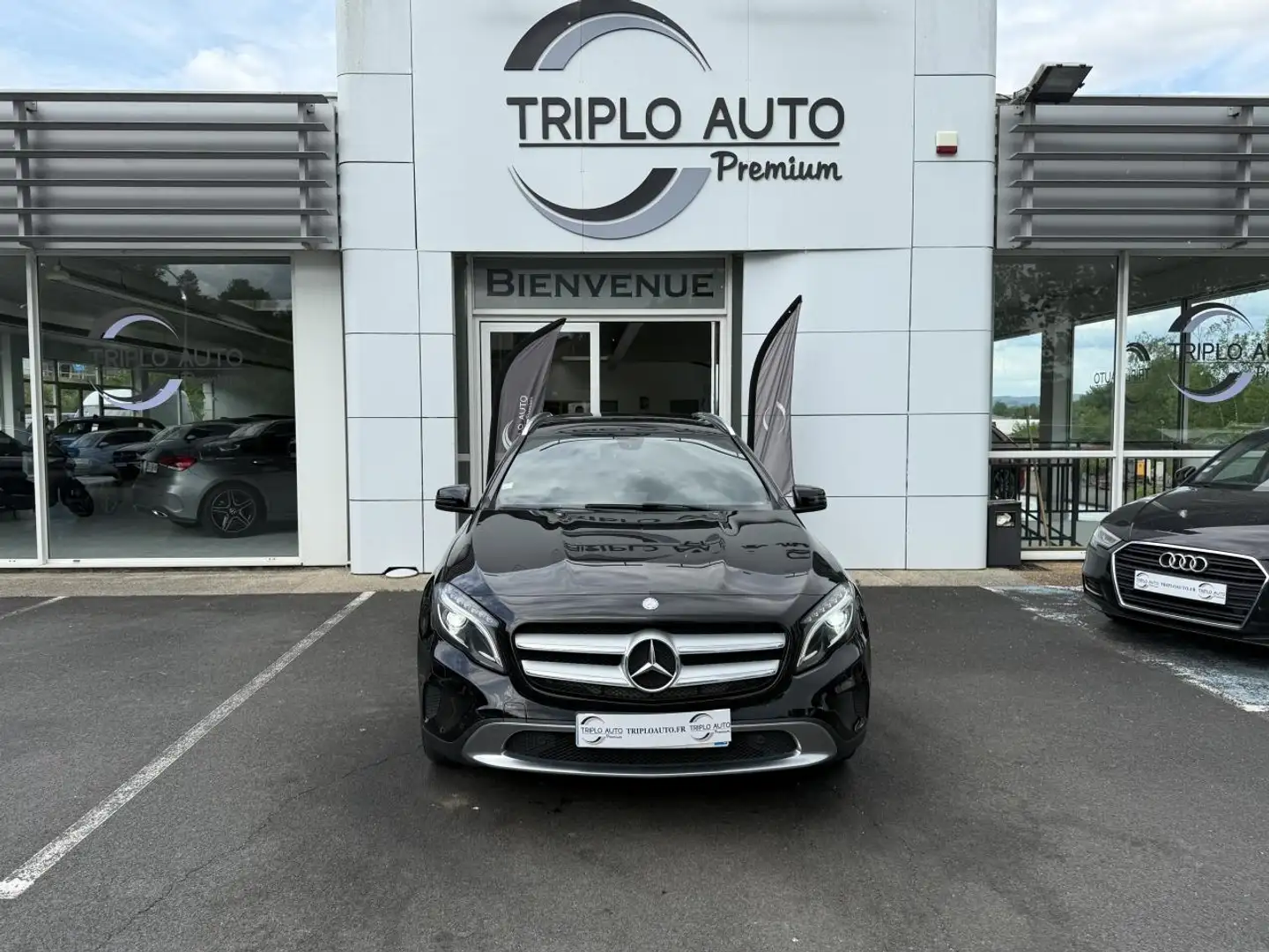 Mercedes-Benz G GLA 180 CDI  - BM Sensation GPS + CAMERA AR + CLIM Negro - 2