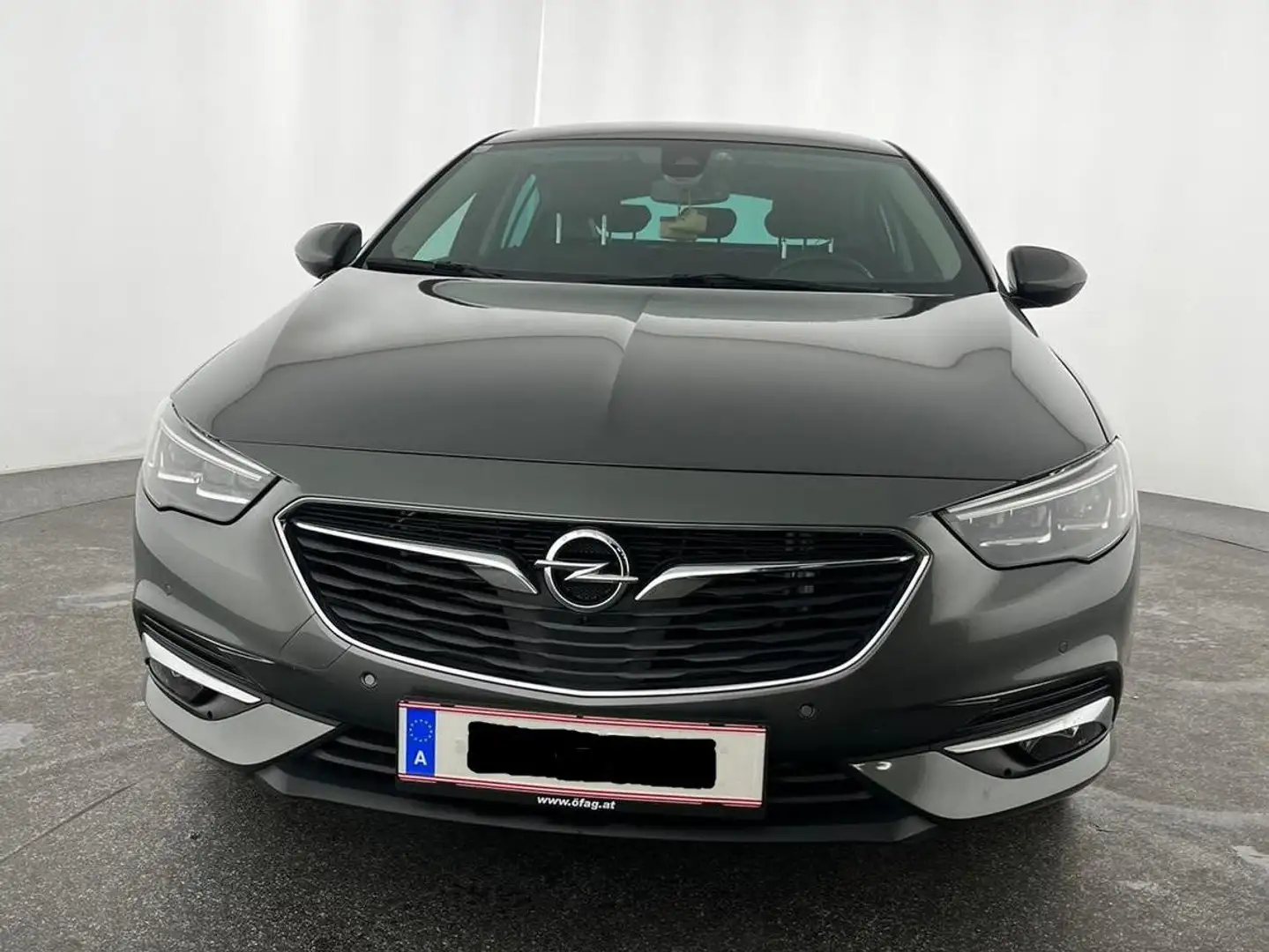 Opel Insignia GS 1,6 Turbo Direct Inj. Innovation St./St. Aut. Grau - 2