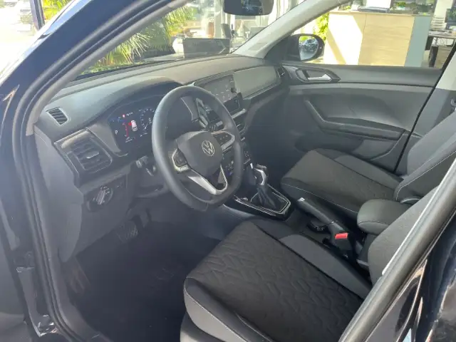 Volkswagen T-Cross view 10