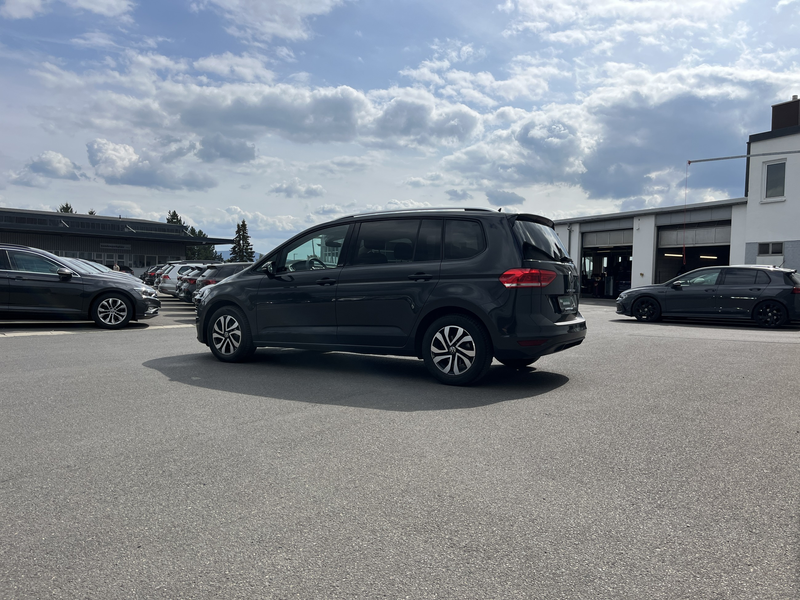 Volkswagen Touran 2.0 TDI ACTIVE 125€ m.20% Anz. STHZ Navi SHZ PDC — photo 10