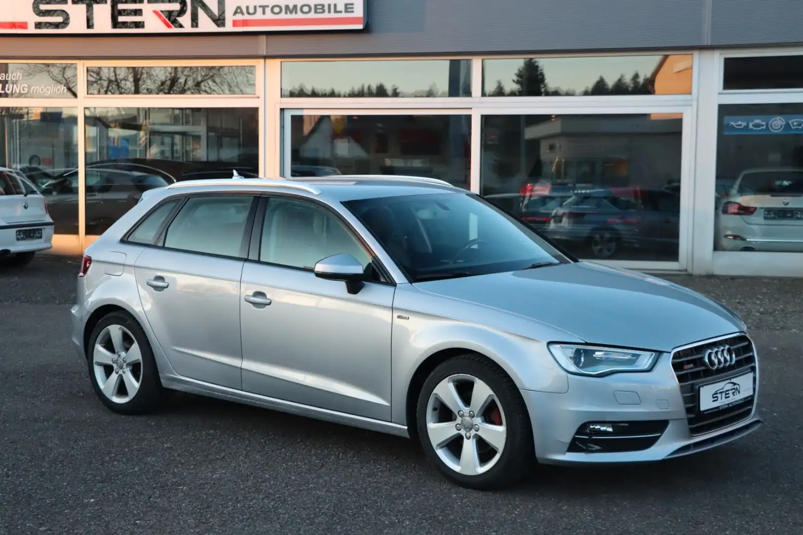 Audi A3 Sportback l XENON l NAVI l Silber - 1