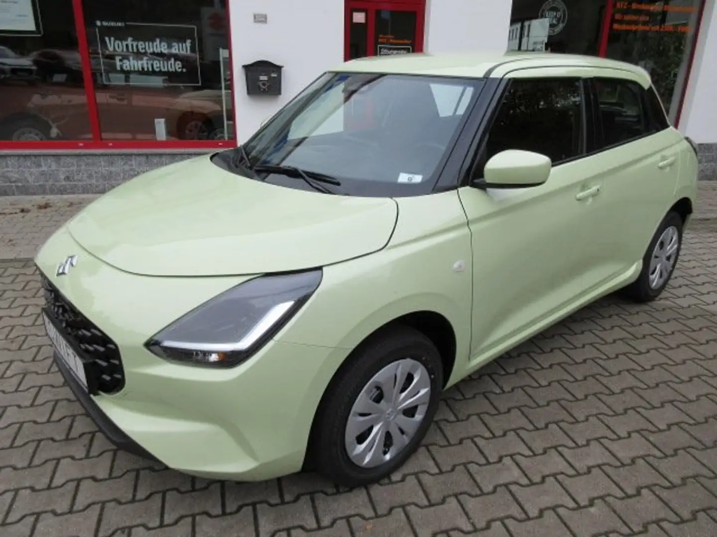 Suzuki Swift 1.2 Hybrid Allgrip MT Club Gelb - 2