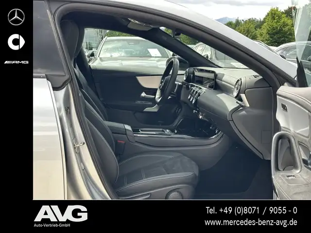Mercedes-Benz Cla Class view 11