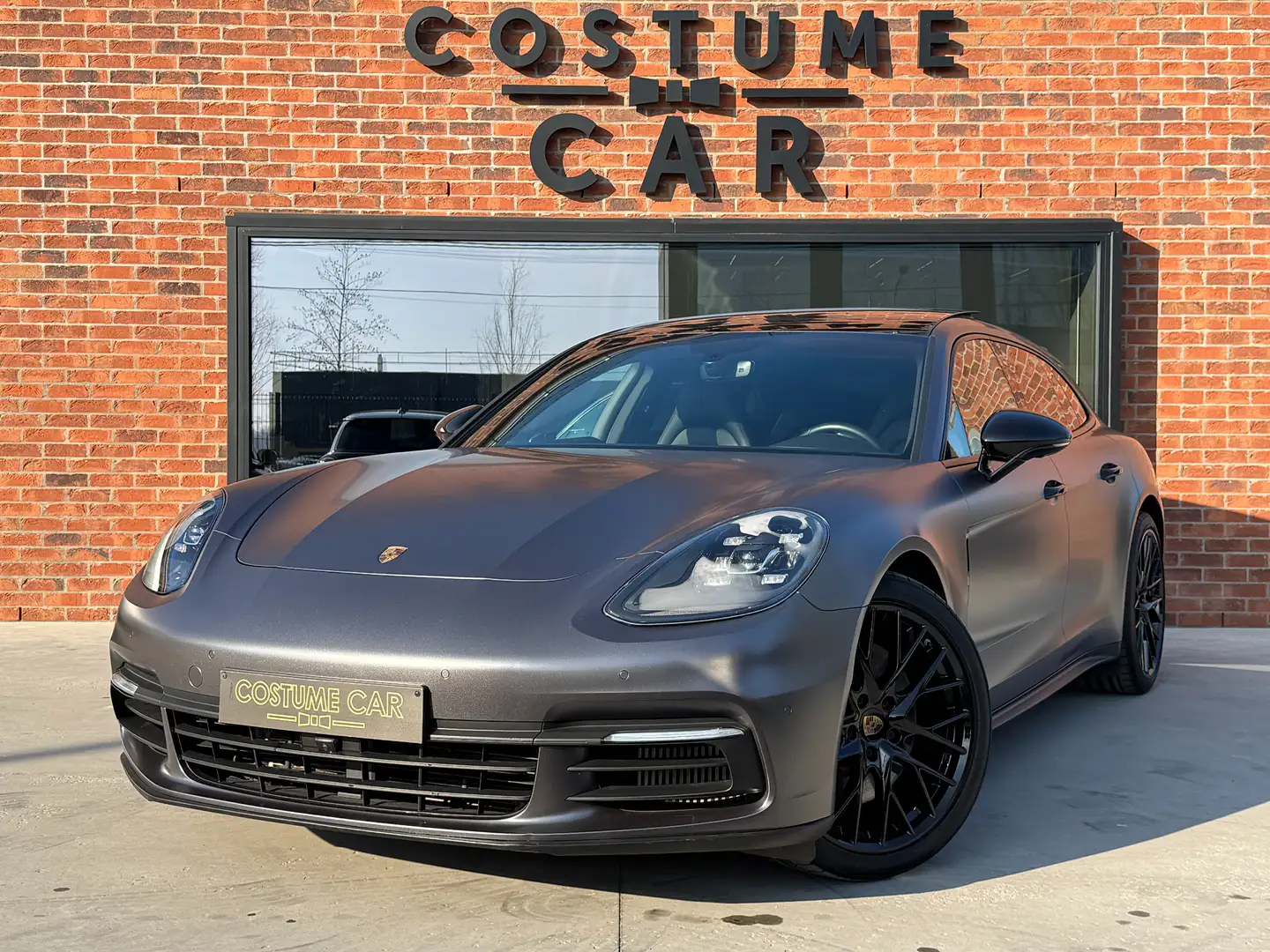 Porsche Panamera 4 Sport Turismo 3.0 V6 - Bose - TO - Jantes 21" Grijs - 1