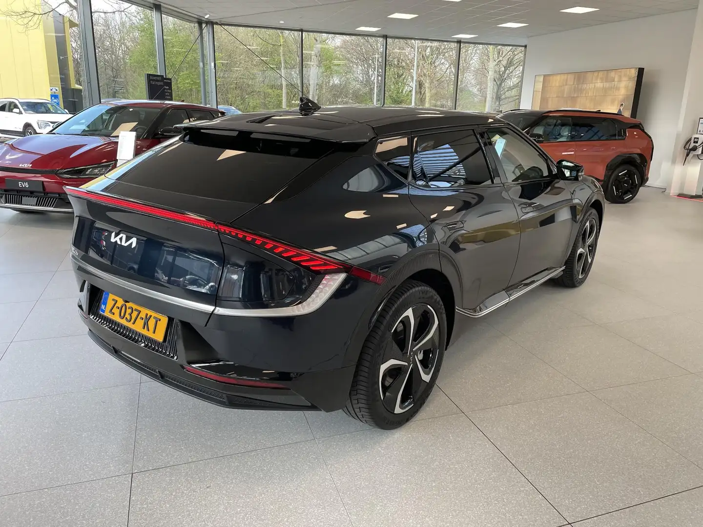 Kia EV6 Edition Advanced 77.4 kWh | ELEKTRISCH VERSTELBARE Blau - 2