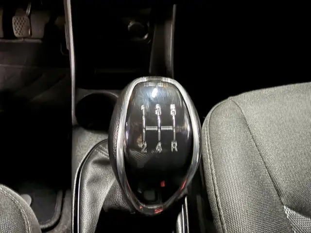 Opel Karl view 15