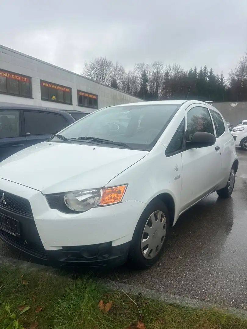 Mitsubishi Colt Lim. 3-trg. Basis Weiß - 2