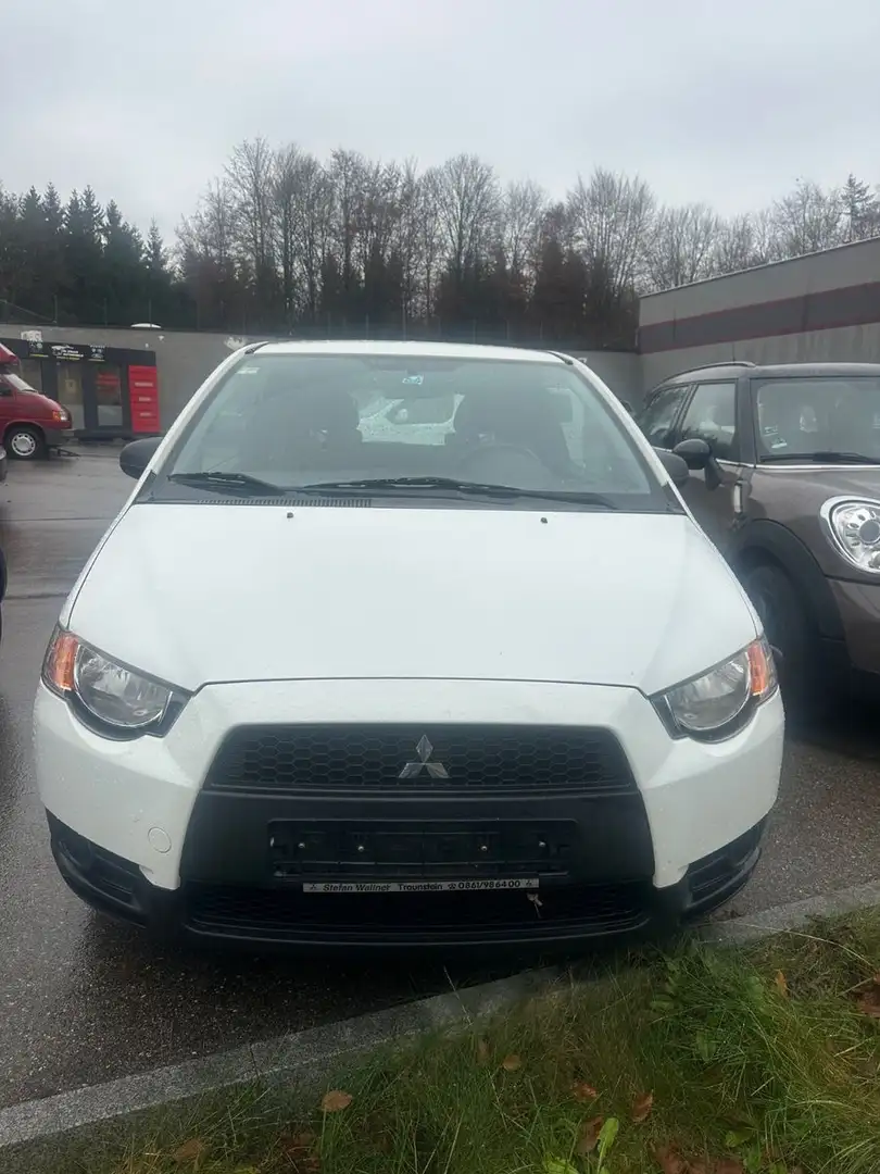 Mitsubishi Colt Lim. 3-trg. Basis Weiß - 1