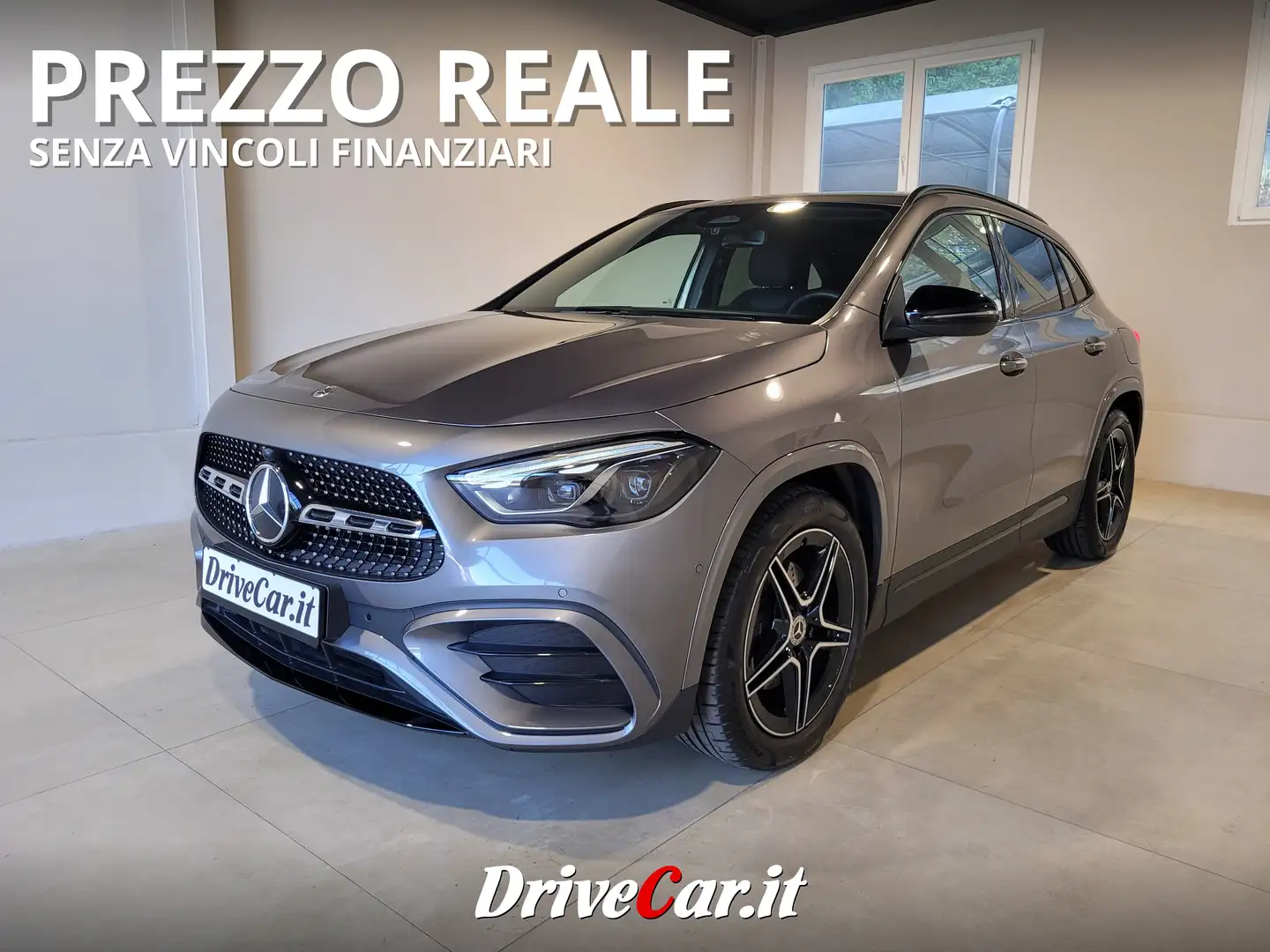 Mercedes-Benz GLA 200 D AMG Line 8G-DCT KEYLESS FULL-LED LUCI AMBIENTE Grigio - 1