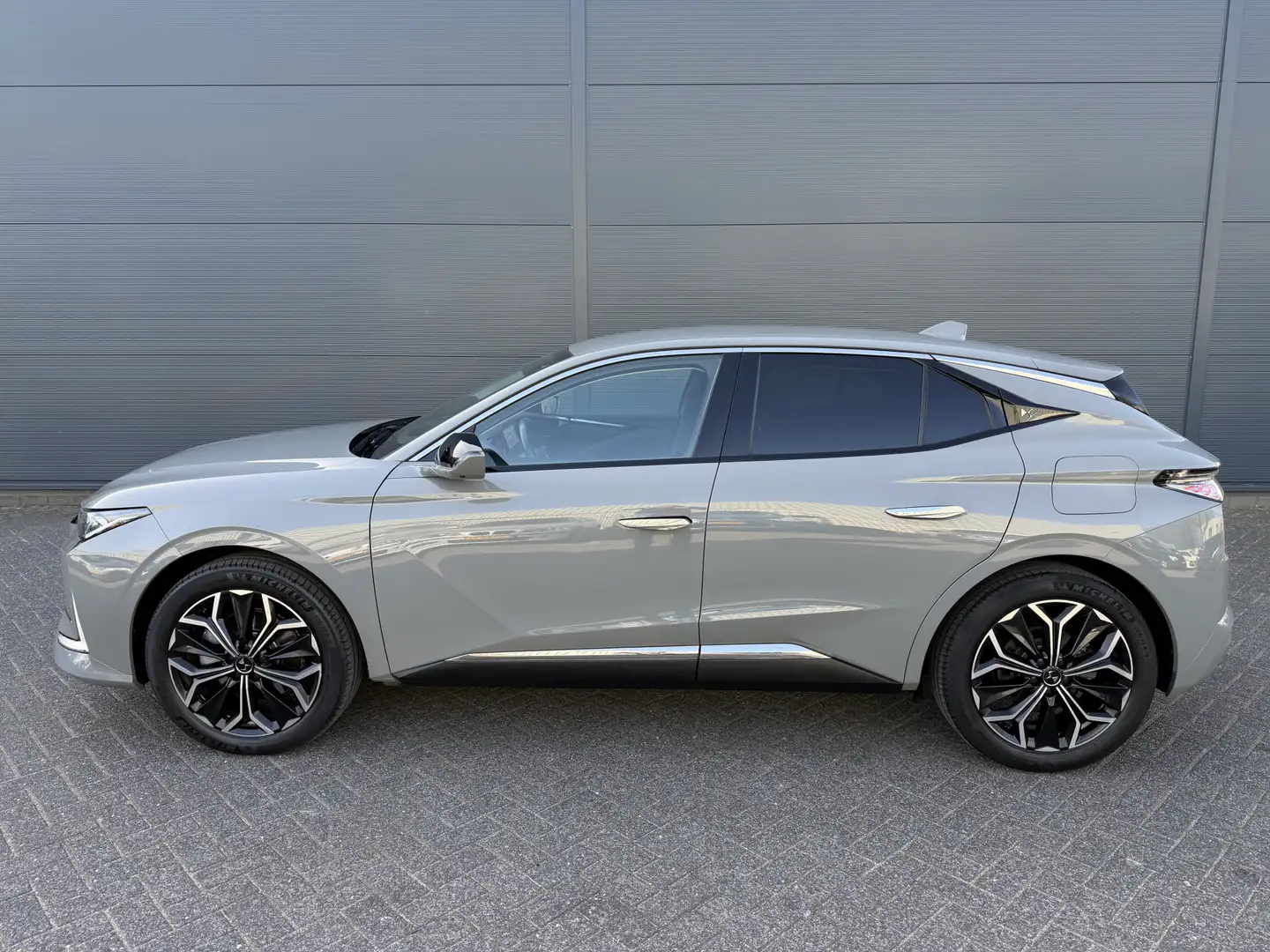 DS Automobiles DS 4 225pk E-Tense Rivoli (Leder incl verwarming/geheug Grau - 2