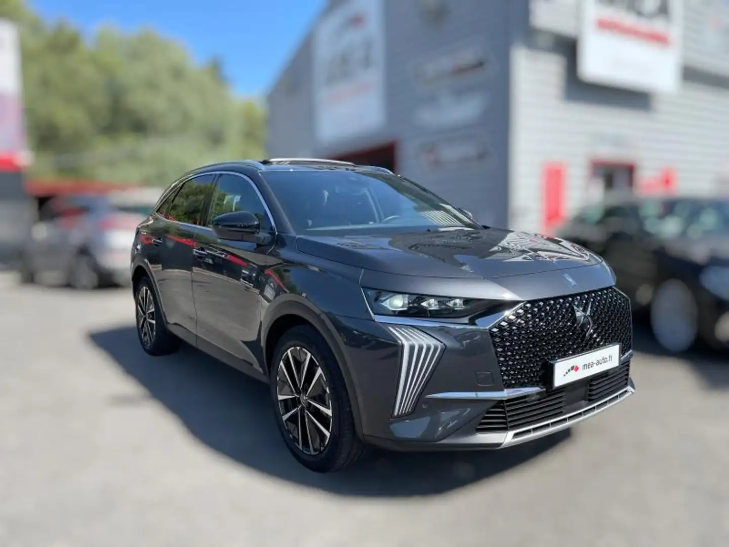 DS Automobiles DS 7 BlueHDi 130ch Rivoli Automatique Gris - 1