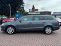 Volkswagen Passat Variant Passat *TÜV NEU*GARANTIE*Zahnriemensatz+WAPU* Gris - thumbnail 4